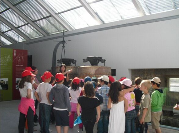 1005_visita_cmia02.jpg