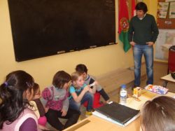 Imagem=Pai_sofre___.JPG
Tamanho=151KB
Dimensão=640x480
Data Envio=23 Mar, 2011 Pai_sofre___.JPG