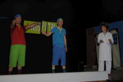 Imagem=TeatroCleverPants04.jpg
Tamanho=16KB
Dimensão=640x428
Data Envio=11 Nov, 2015 TeatroCleverPants04.jpg