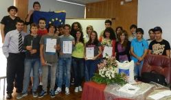 Imagem=1112_instituicoes_comunitarias01.jpg
Tamanho=107KB
Dimensão=554x324
Data Envio=17 Jan, 2015 1112_instituicoes_comunitarias01.jpg