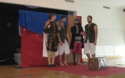 1210_teatro_veio_a_escola02.jpg
