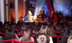 1301_teatro03.jpg