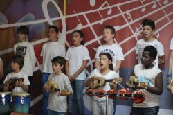 Imagem=1406_aula_musica08.jpg
Tamanho=62KB
Dimensão=1000x666
Data Envio=23 Jun, 2014 1406_aula_musica08.jpg