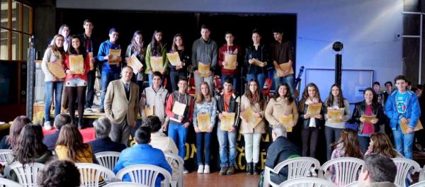 1412_merito_excelencia04_8ano.jpg