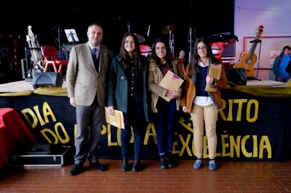 1412_merito_excelencia06_10ano.jpg