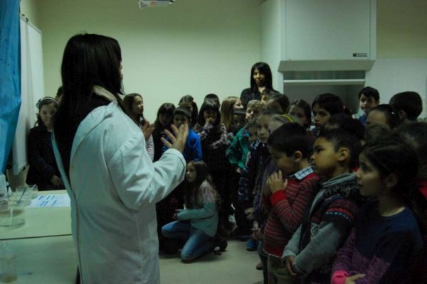 1503_dia_das_ciencias_g230_04.jpg