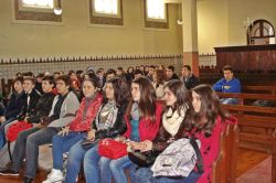 Imagem=1502_visita_estudo_9ano01.jpg
Tamanho=82KB
Dimensão=1000x667
Data Envio=11 Nov, 2015 1502_visita_estudo_9ano01.jpg