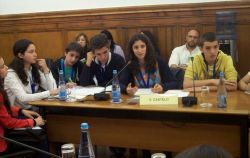 Imagem=1505_parlamento_dos_jovens04.jpg
Tamanho=56KB
Dimensão=1000x635
Data Envio=11 Nov, 2015 1505_parlamento_dos_jovens04.jpg