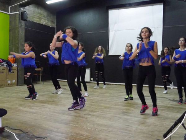 1605_zumba01.jpg