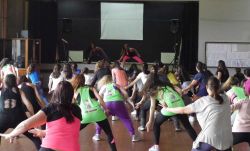 Imagem=1605_zumba04.jpg
Tamanho=59KB
Dimensão=1000x604
Data Envio=28 Out, 2019 1605_zumba04.jpg