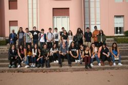 Imagem=1611_visita_a_serralves02.jpg
Tamanho=73KB
Dimensão=1000x666
Data Envio=13 Fev, 2022 1611_visita_a_serralves02.jpg