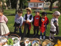 Imagem=1706_feira_tradicional_pre_escolar01.jpg
Tamanho=116KB
Dimensão=1000x750
Data Envio=13 Fev, 2022 1706_feira_tradicional_pre_escolar01.jpg