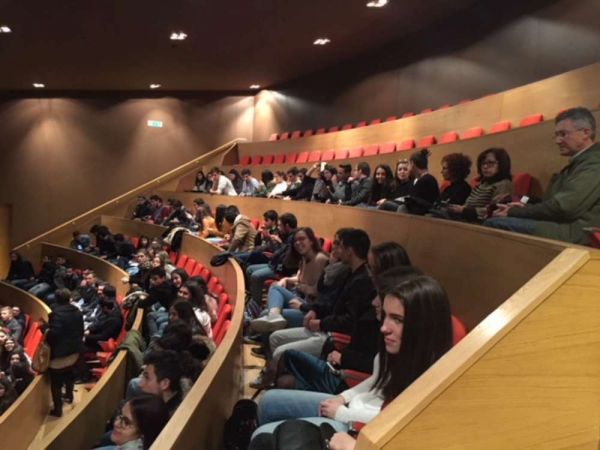 1801_12ano_teatro01.jpg