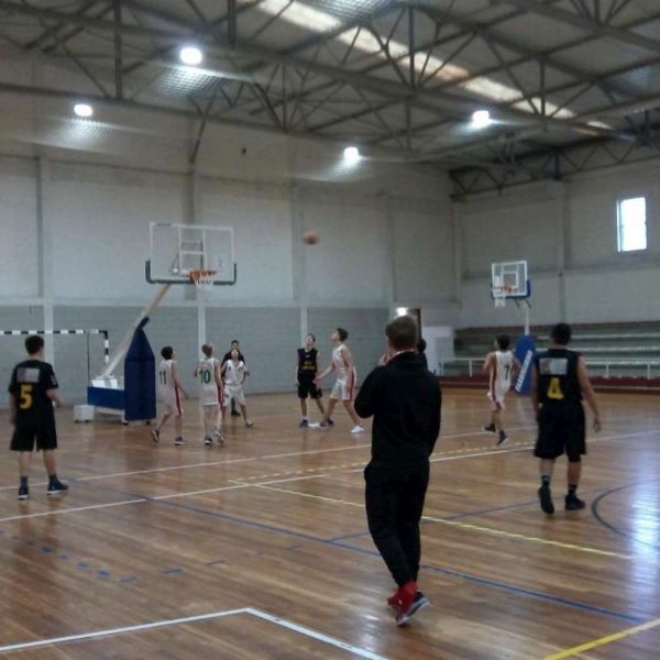1801_basquetebol_inic_masc04.jpg