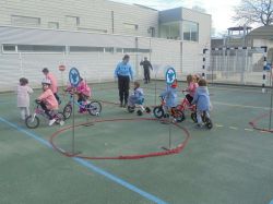 Imagem=1803_bicicletas_na_escola01.jpg
Tamanho=84KB
Dimensão=1000x750
Data Envio=13 Fev, 2022 1803_bicicletas_na_escola01.jpg