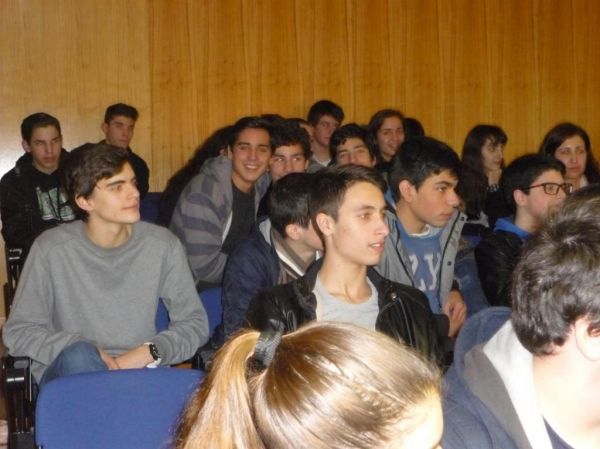 1401_palestra_cacilda_moura01.JPG