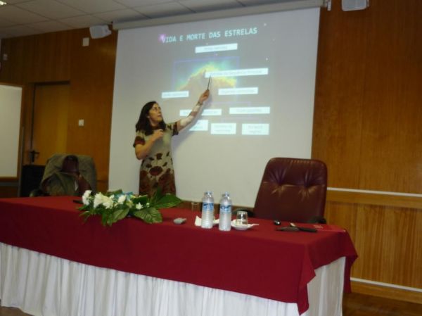 1401_palestra_cacilda_moura02.JPG