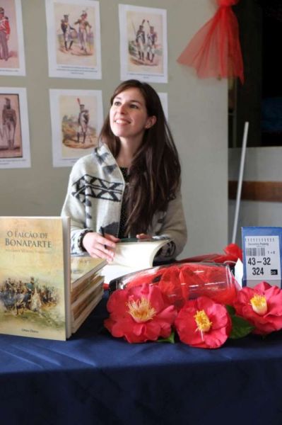 1404_livro_falcao_de_bonaparte05.jpg