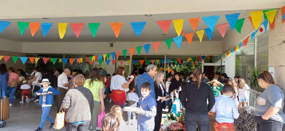 2405 feira tradicional crasto01