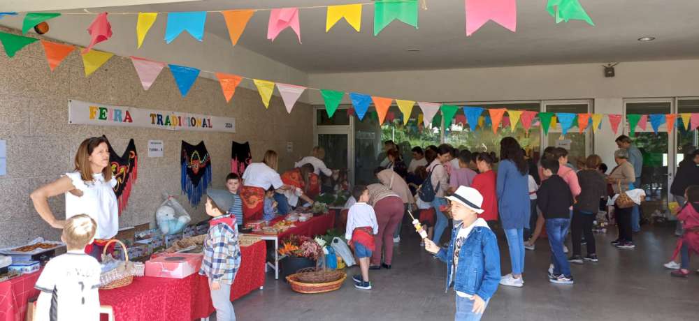 2405 feira tradicional crasto03