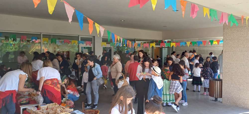 2405 feira tradicional crasto04